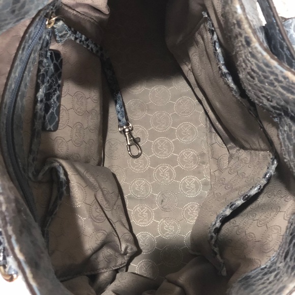 MK by Michael Kors satchel and matching wallet. - Picture 6 of 8